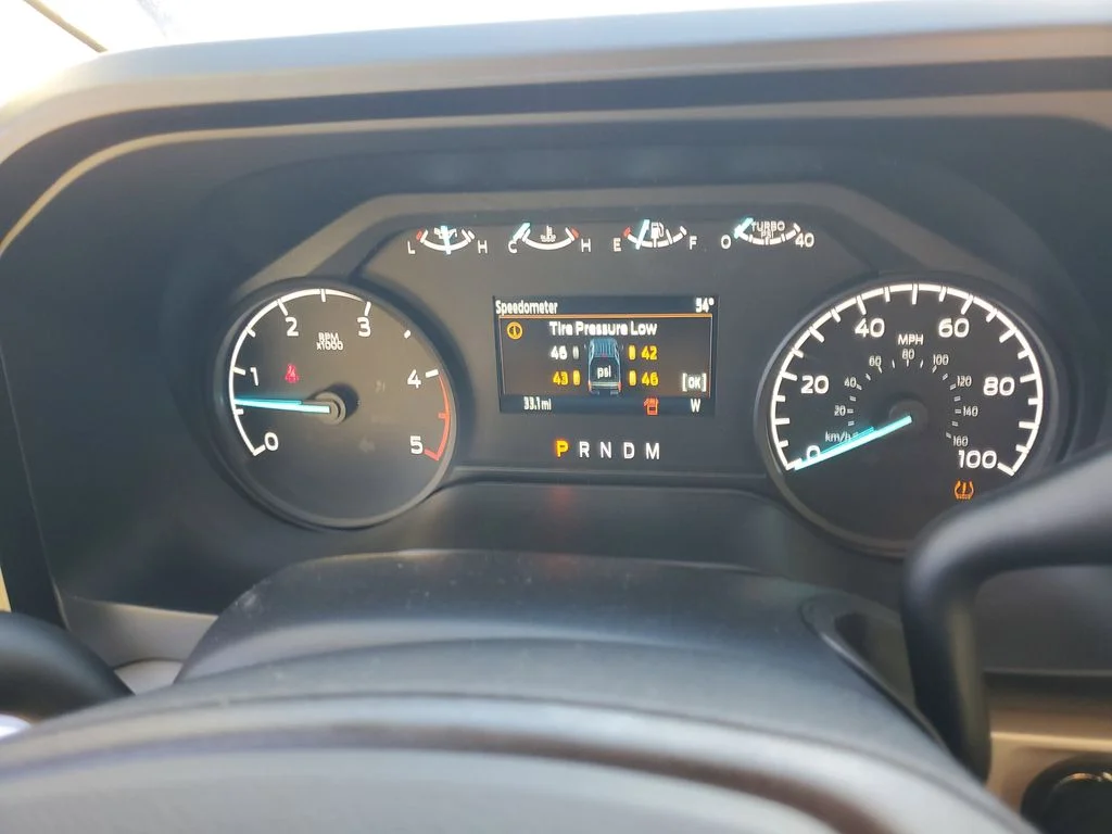 New 2026 Oxford White Ford F-250® XL image 15