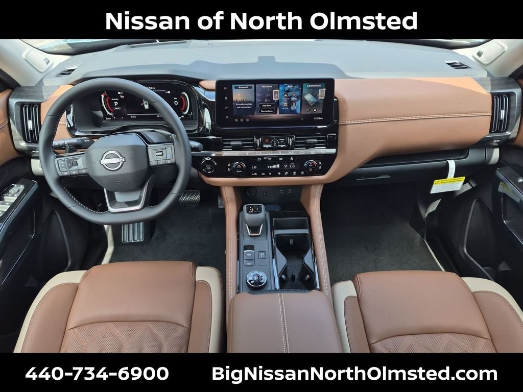 New 2026 Baltic Teal Pearl / Super Black Two-tone Nissan Platinum image 17
