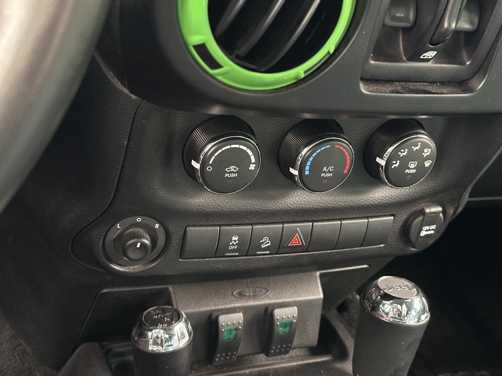 Used 2016 Black Clearcoat Jeep Sport image 22