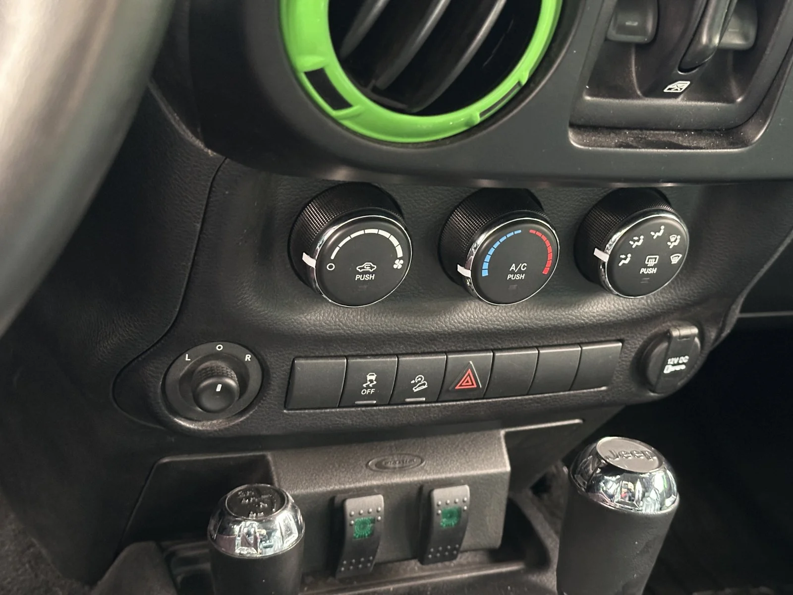 Used 2016 Black Clearcoat Jeep Sport image 22