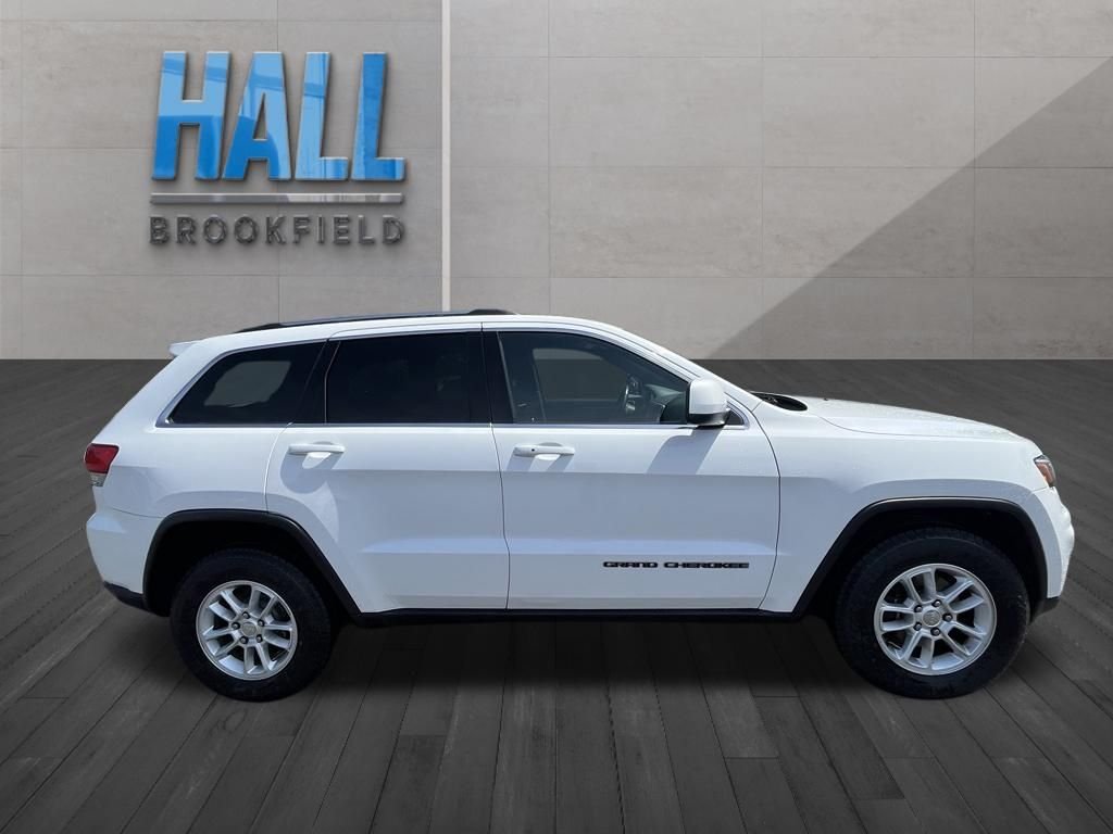 Used 2018 White Jeep Laredo E image 6