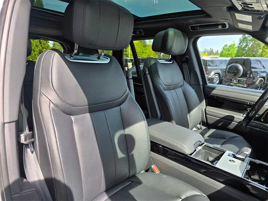 2025 Land Rover Range Rover Autobiography - Photo 30