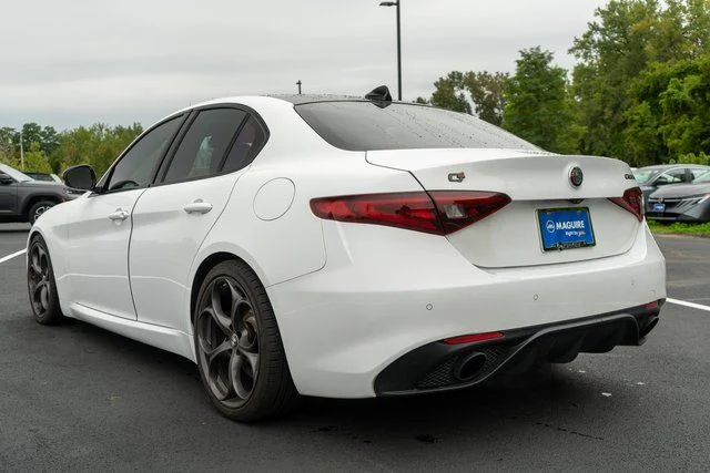 Used 2021 White Alfa Romeo Ti Sport image 10
