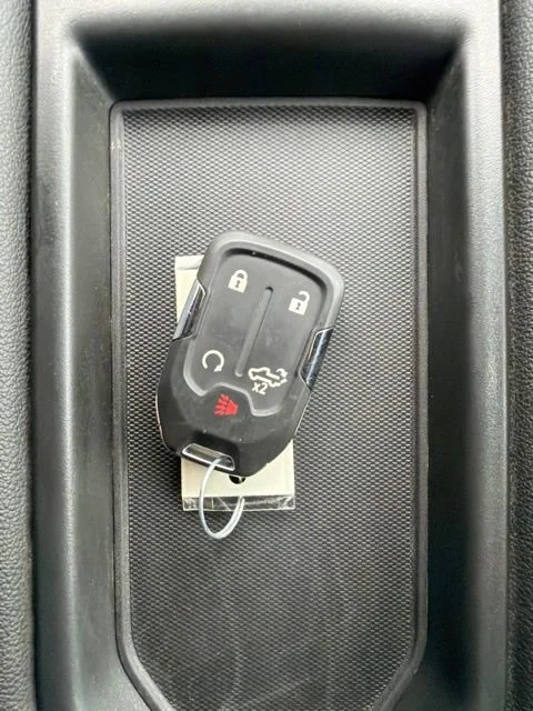 Used 2021 SHADOW GRAY METALLIC Chevrolet LT image 27