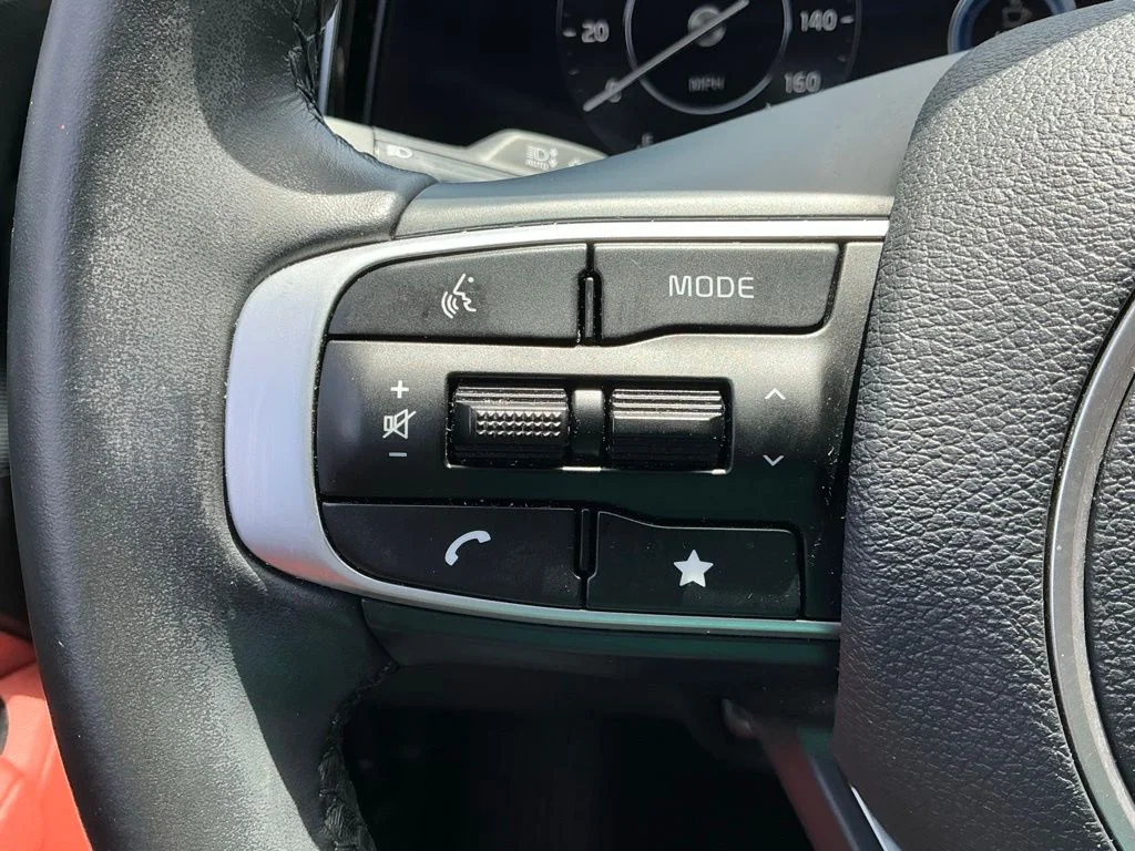 Used 2023 Gray Kia SX image 33