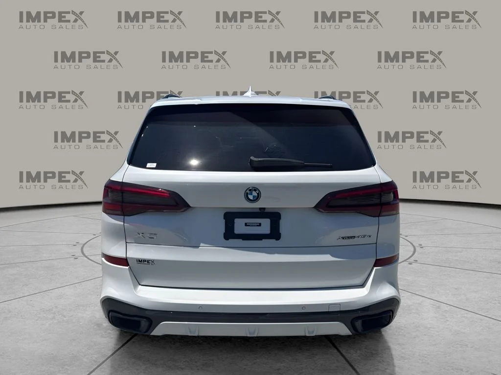 Used 2023 White BMW xDrive45e image 4