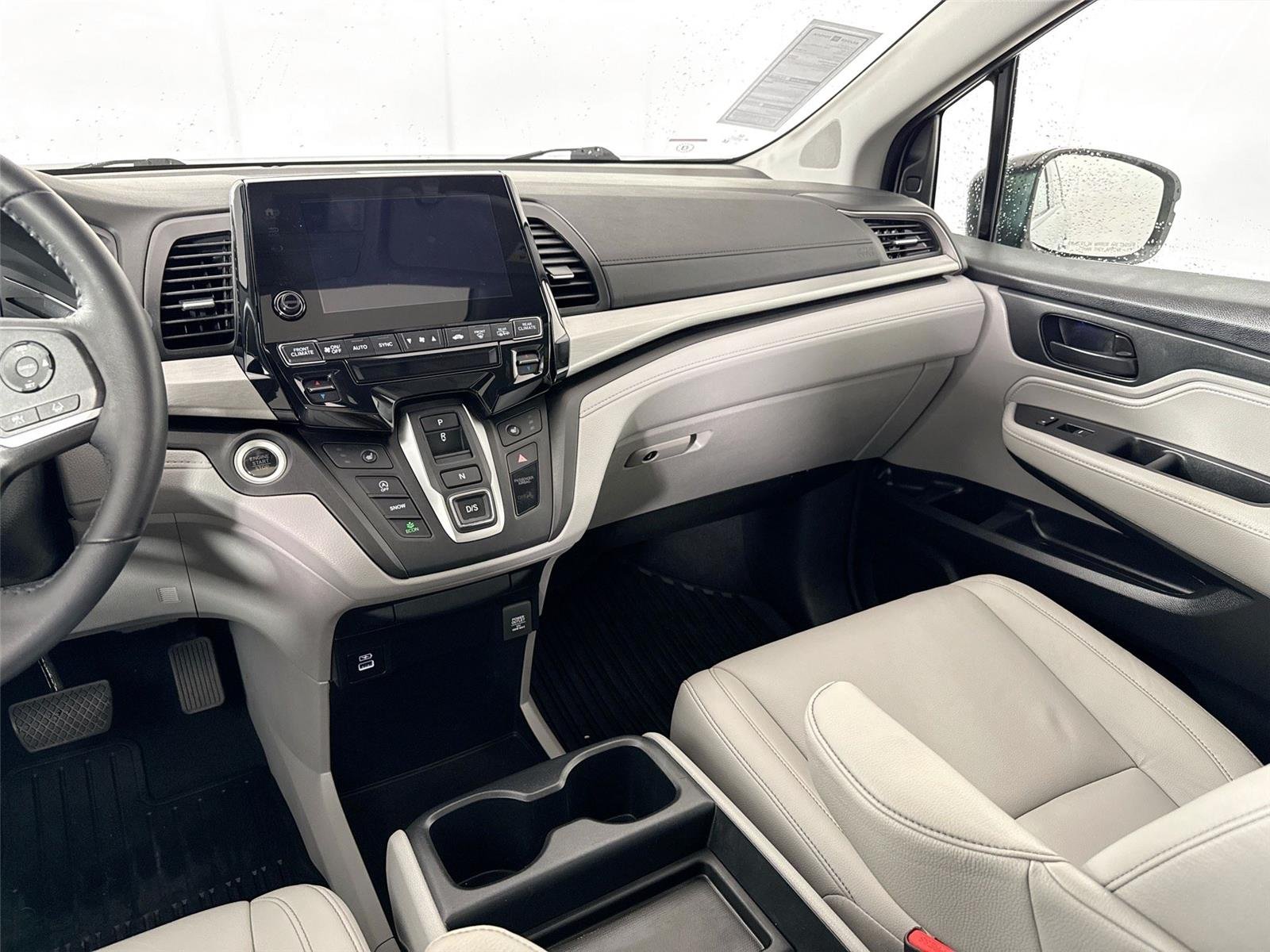 Used 2023 Lunar Silver Metallic Honda EX-L image 32