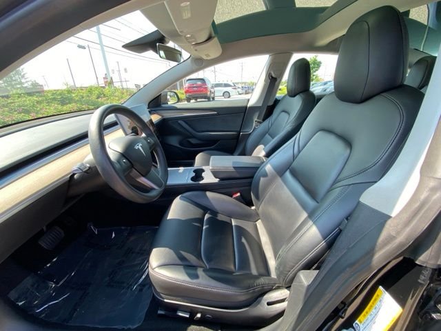 Used 2022  Tesla Long Range image 38