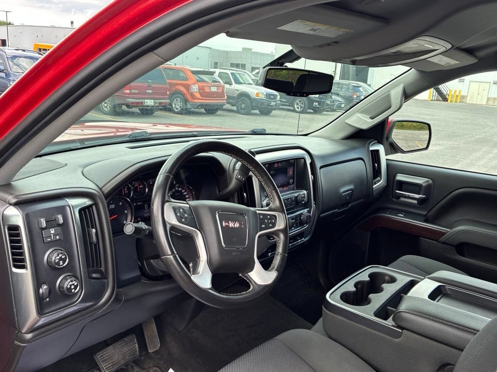 Used 2015 FIRE RED GMC SLE image 13