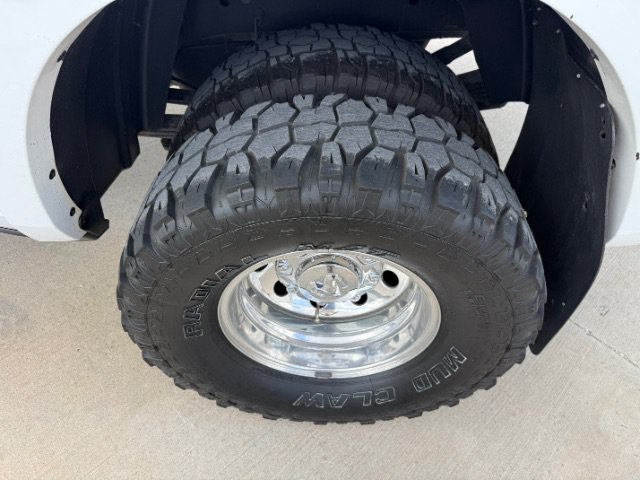 Used 2020 Bright White Clearcoat Ram Laramie image 11
