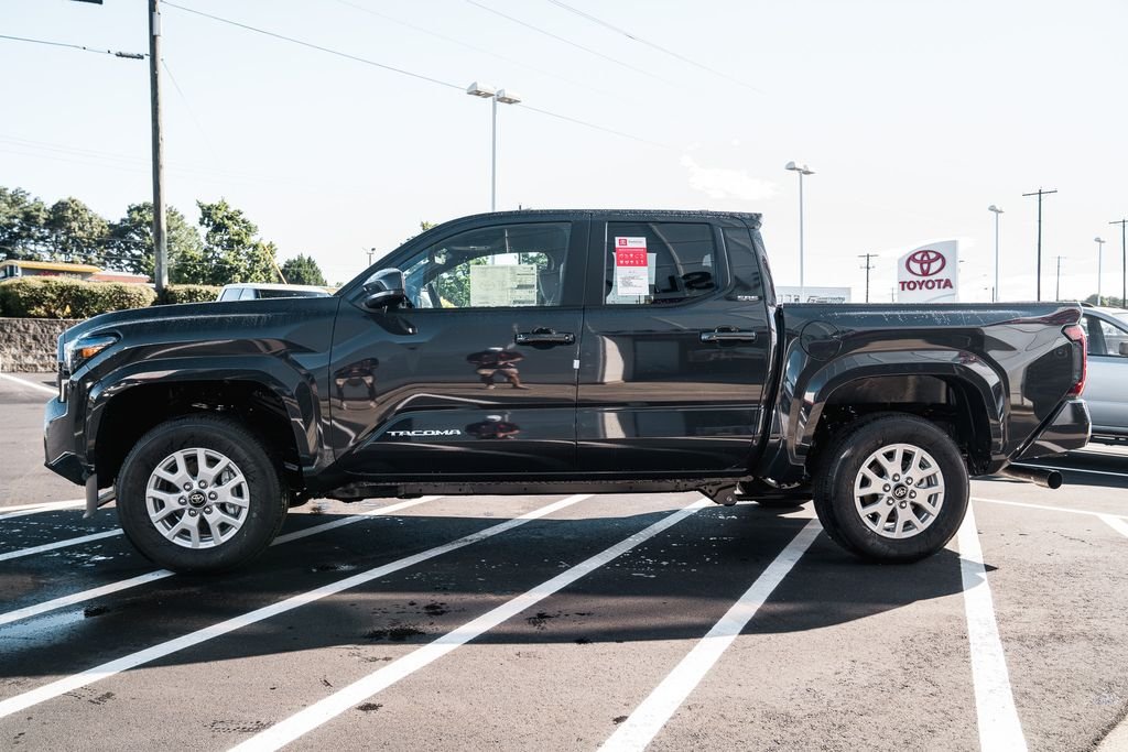 New 2026 Underground Toyota SR5 image 4