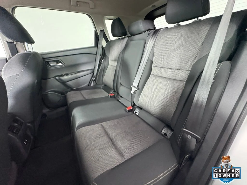 Used 2025 Silver Nissan SV image 19