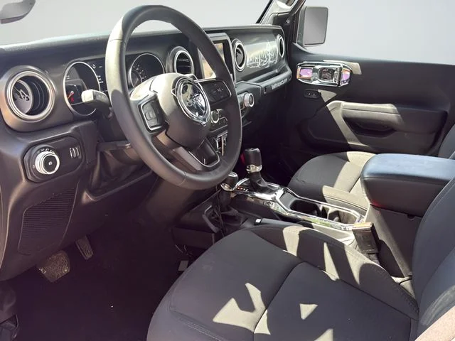 Used 2023 Black Jeep High Tide image 18