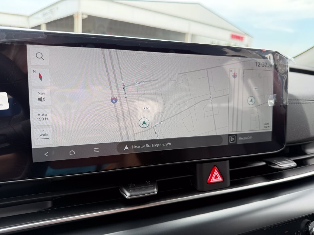 New 2027 Ceramic Silver Kia LX image 27