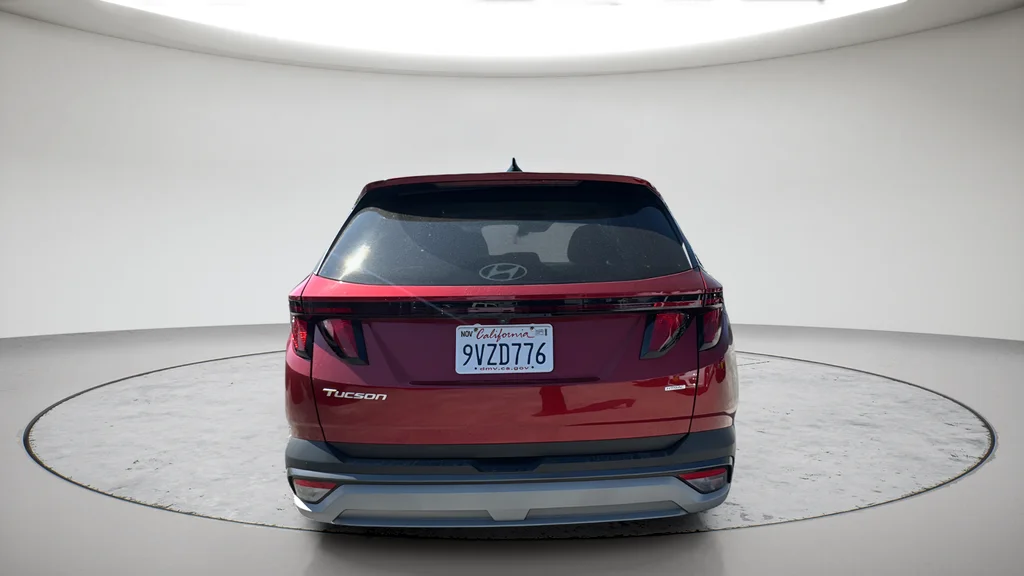 Used 2025 Red Hyundai SEL image 7