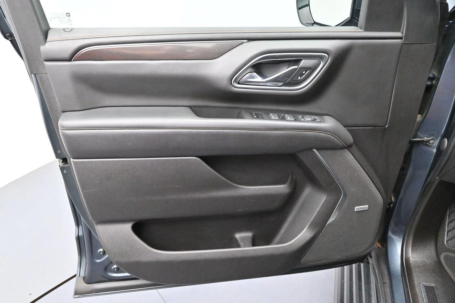 Used 2021 Dark Sky Metallic GMC AT4 image 13