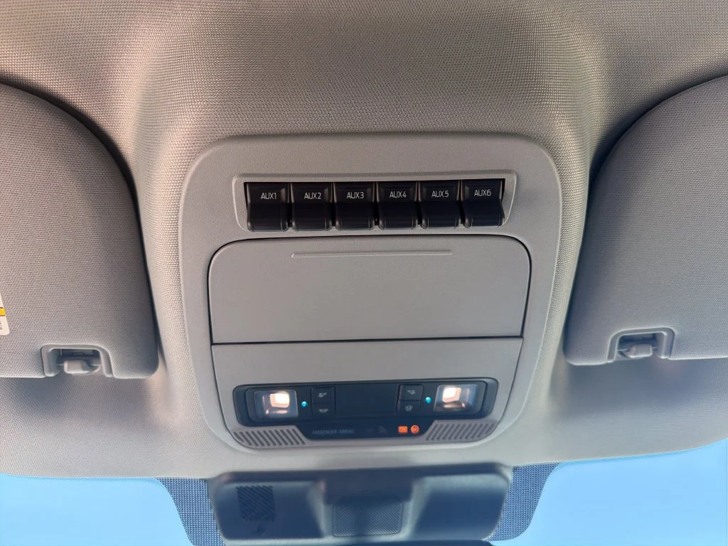 New 2026 Oxford White Ford F-550® XL image 16
