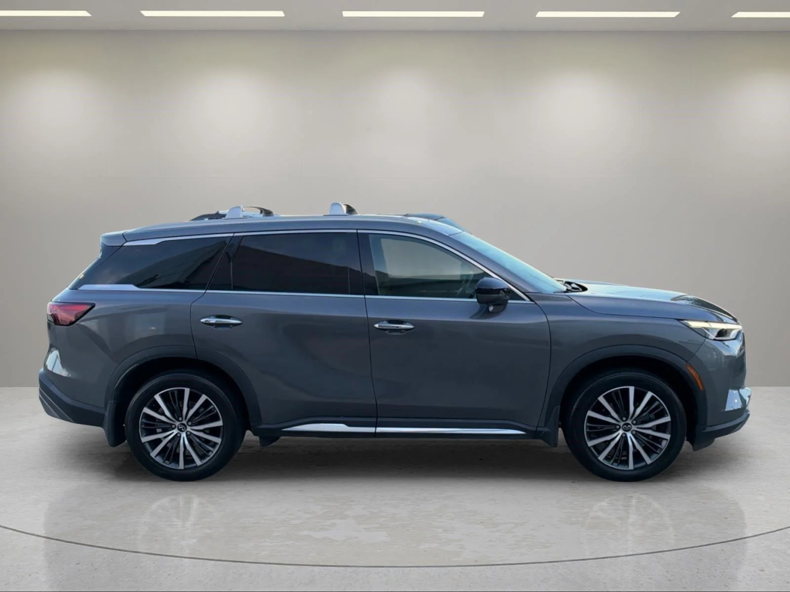 Used 2025 Graphite Shadow INFINITI SENSORY image 8