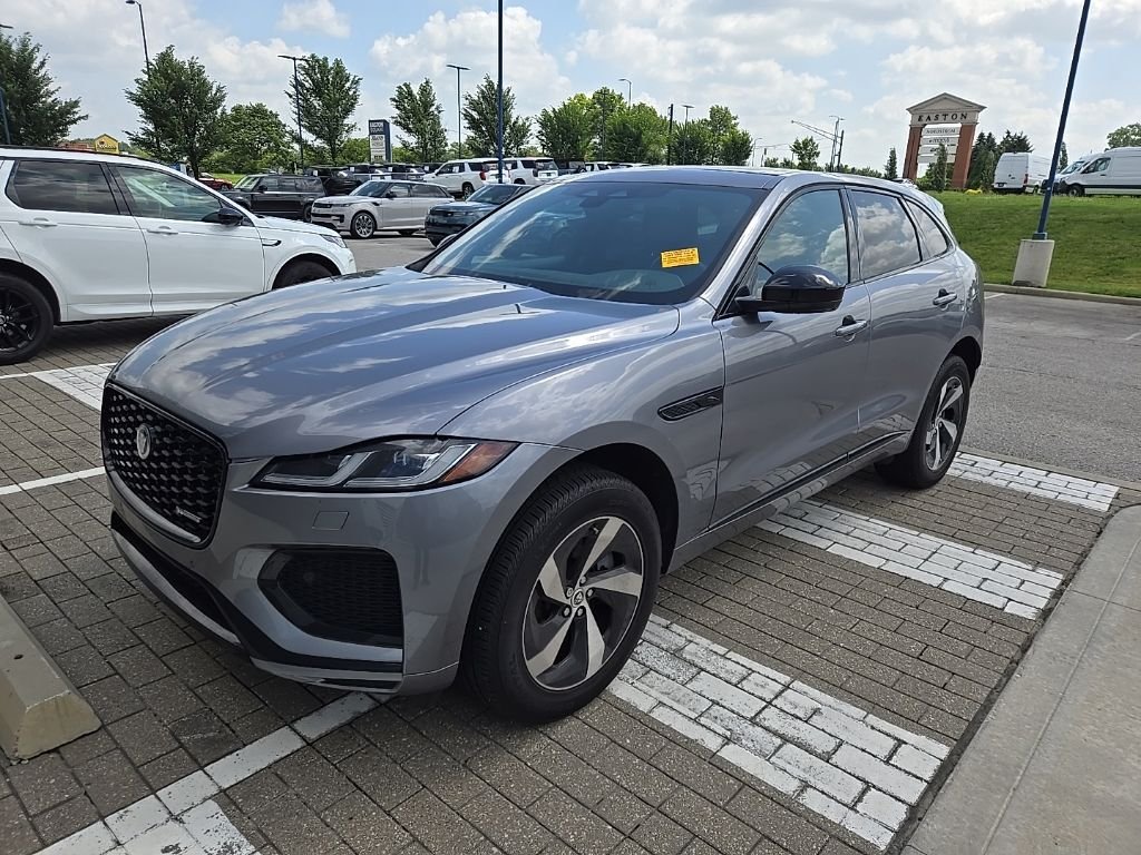 2024 Jaguar F-PACE P250 R-Dynamic S's photo