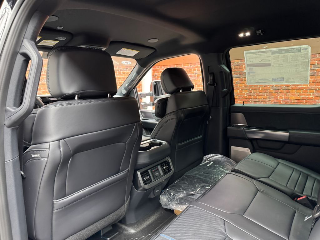 New 2026 Black Ford Platinum image 29