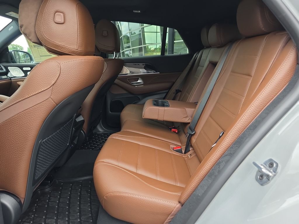 New 2026 MANUFAKTUR Alpine Grey Mercedes-Benz GLE 450 Coupe image 12