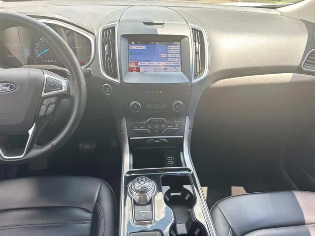 Used 2019 White Ford SEL image 20