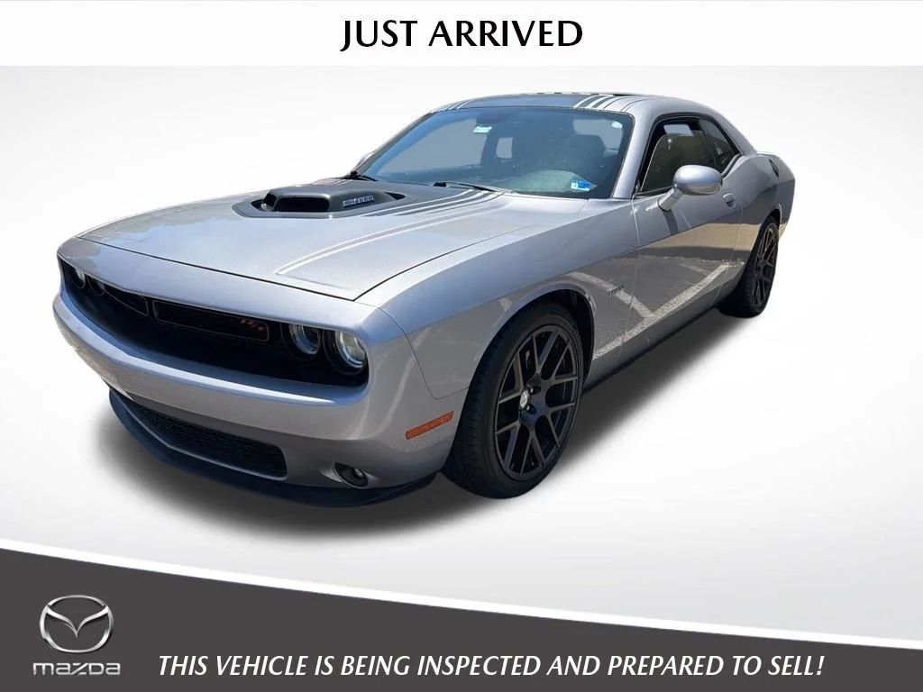 2016 Dodge Challenger R/T Shaker's photo