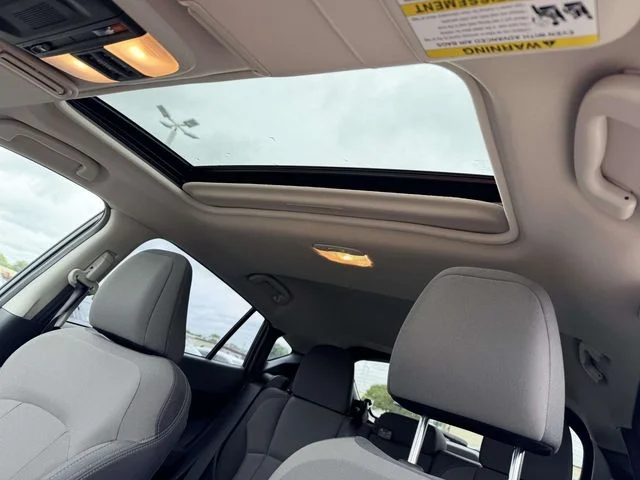 Used 2025 Gray Subaru Premium image 17