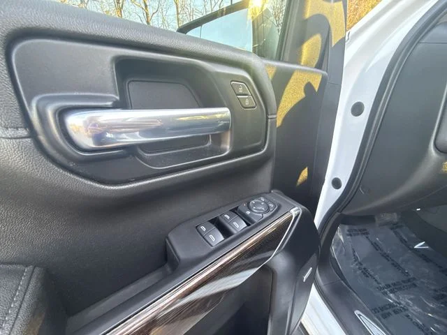 Used 2021 White Chevrolet LT Trail Boss image 13