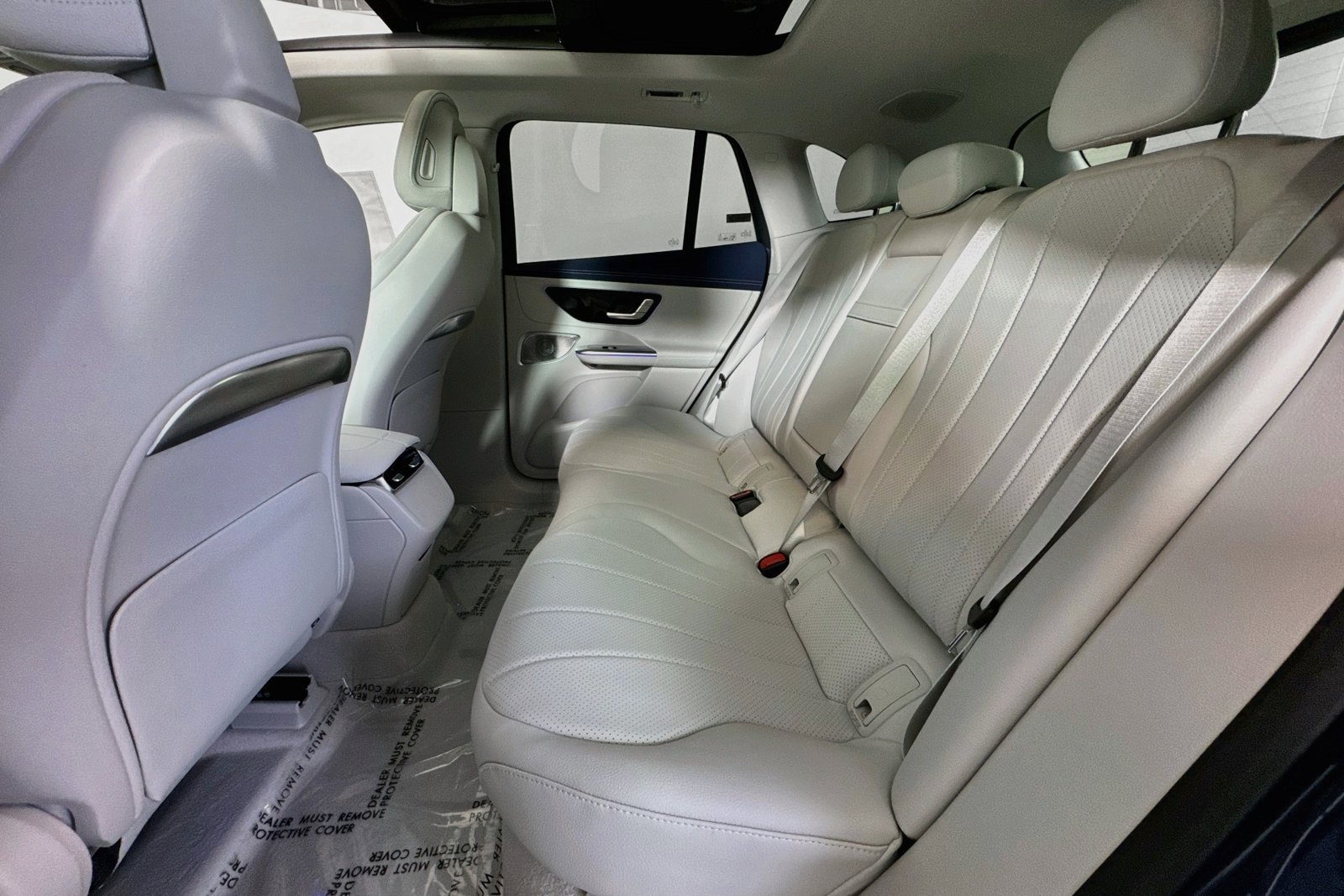 New 2027 Twilight Blue Metallic Mercedes-Benz EQE 320 image 22