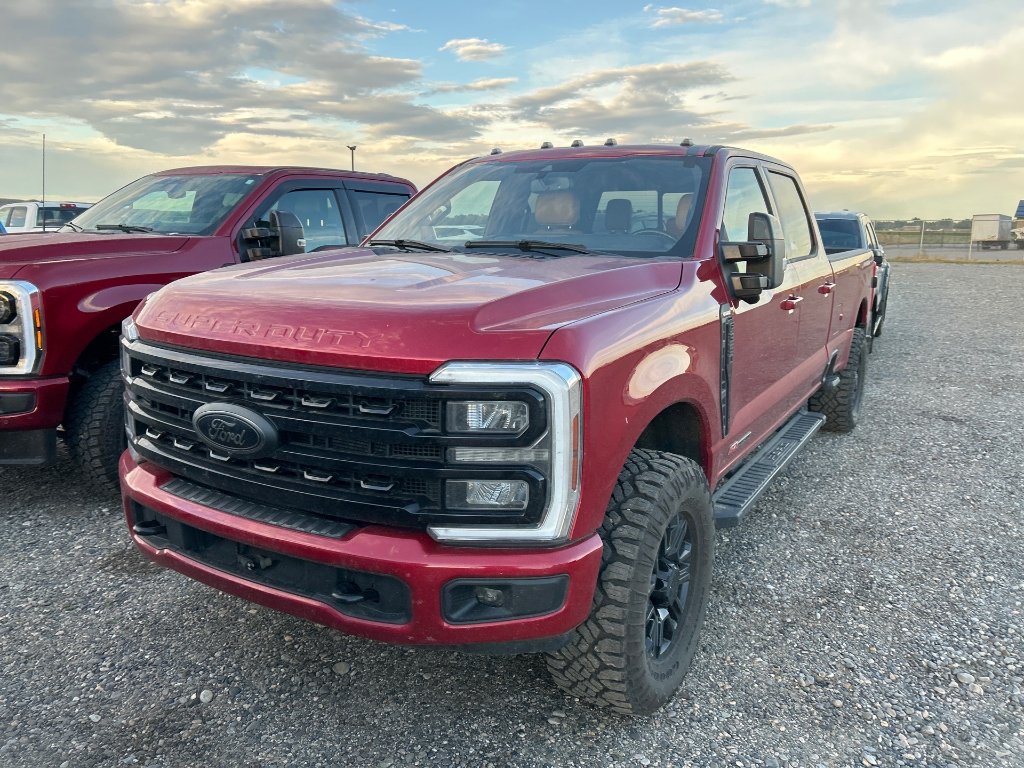 Used 2024 RAPID RED Ford LARIAT image 11