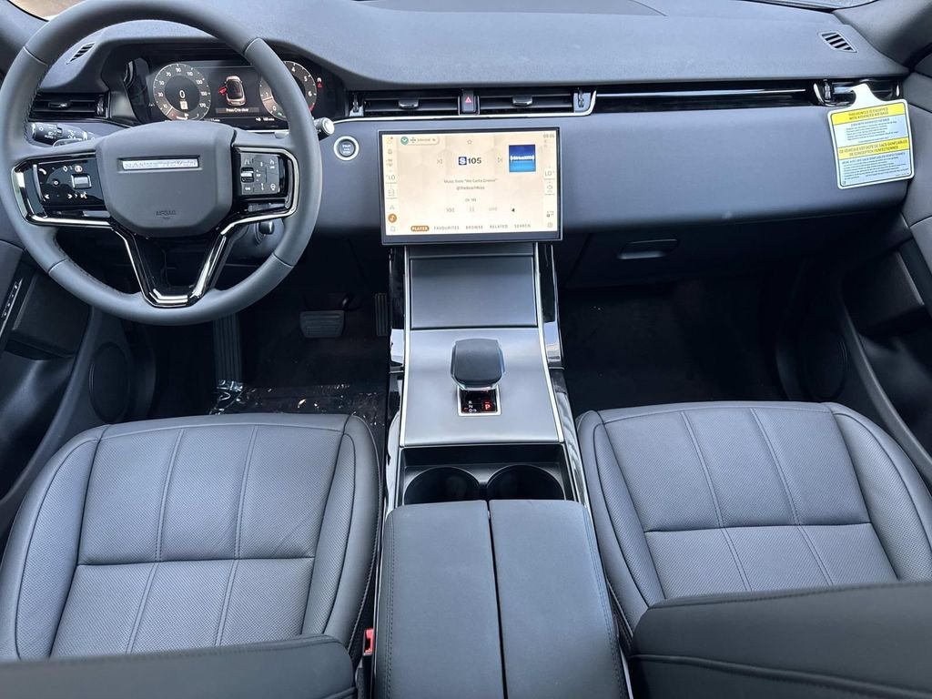 New 2026 Santorini Black Land Rover S image 18