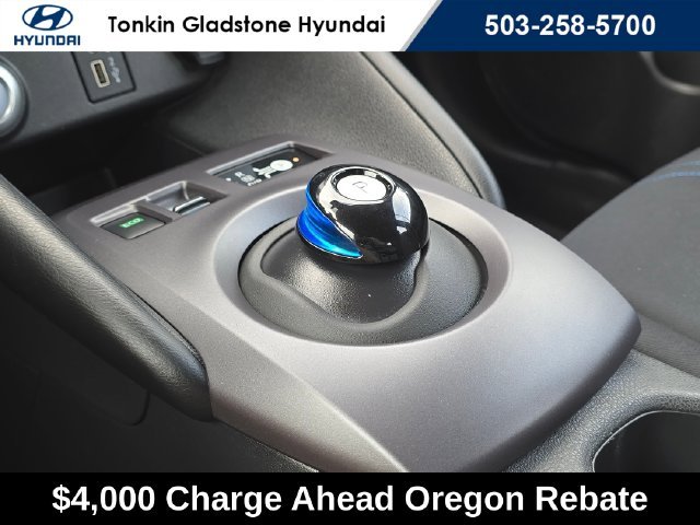 2025 Nissan Leaf S - Photo 37