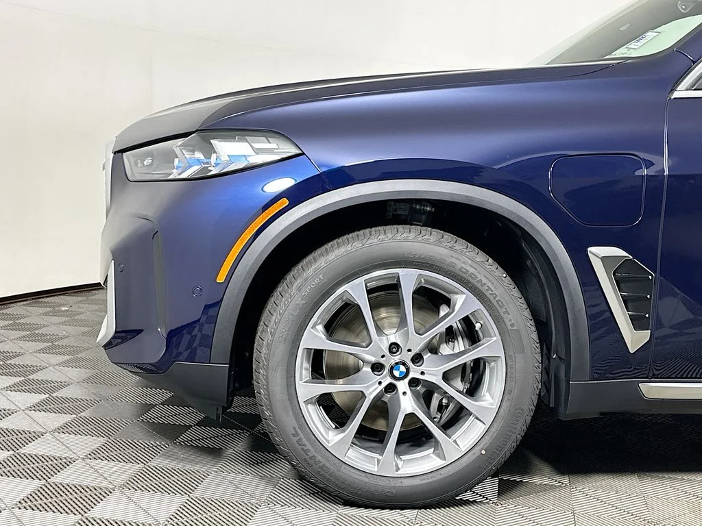 New 2026 Blue BMW xDrive50e image 9