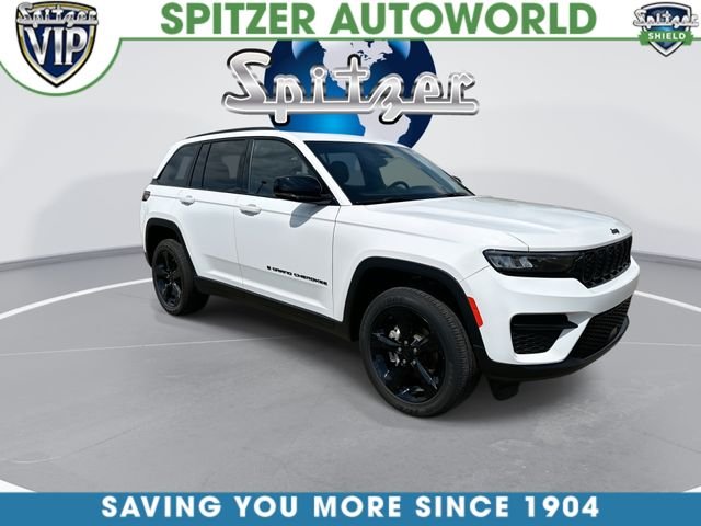 Used 2024 White Jeep Altitude X image 2