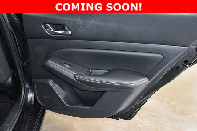 Used 2022 Blue Nissan 2.5 SV image 25