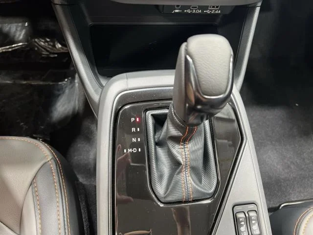New 2026 ALPINE GREEN Subaru Limited image 19