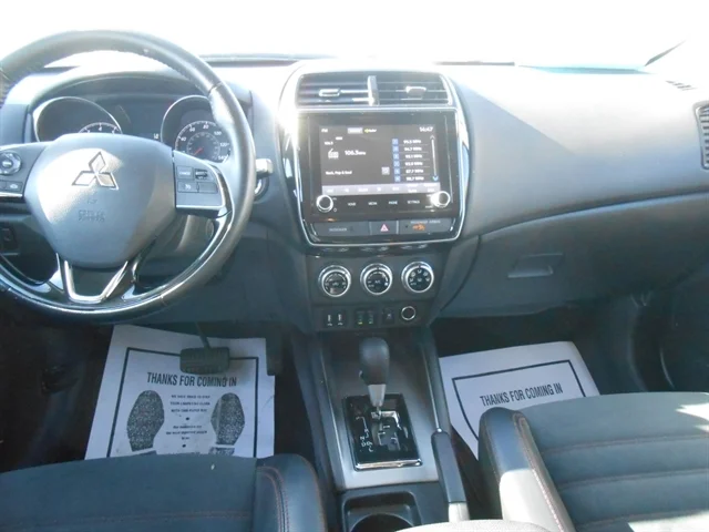 Used 2024 Alloy Silver MITSUBISHI  image 4