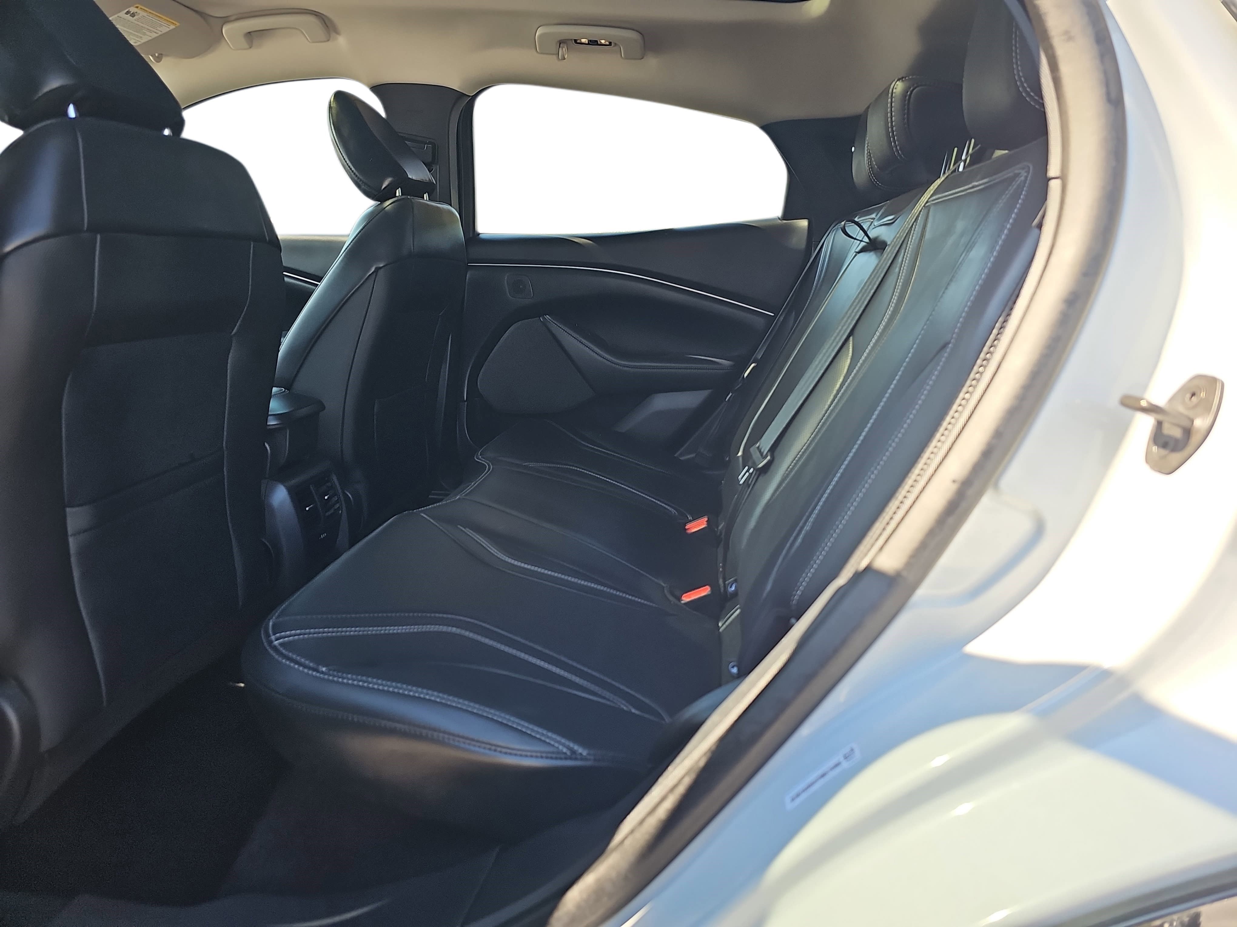 Used 2023 White Metallic Ford Premium image 10
