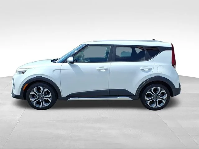 Used 2020 White Kia X-Line image 4