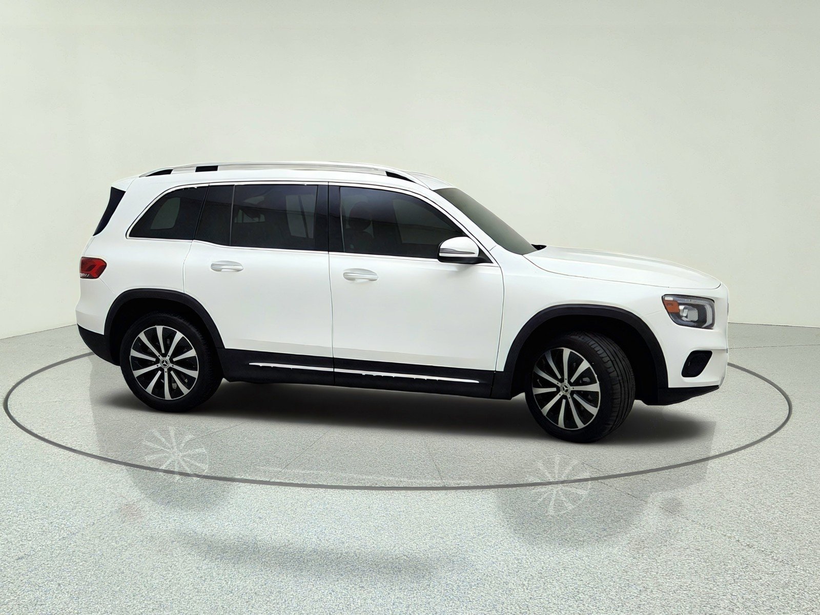 Used 2020 Polar White Mercedes-Benz GLB 250 image 6
