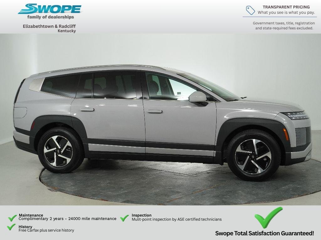 New 2026 Cyber Gray Hyundai SE image 2