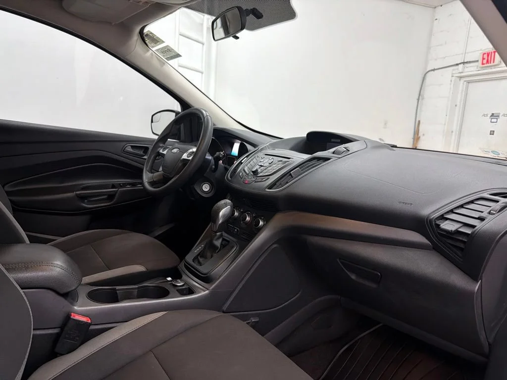 Used 2016 Gray Ford S image 31
