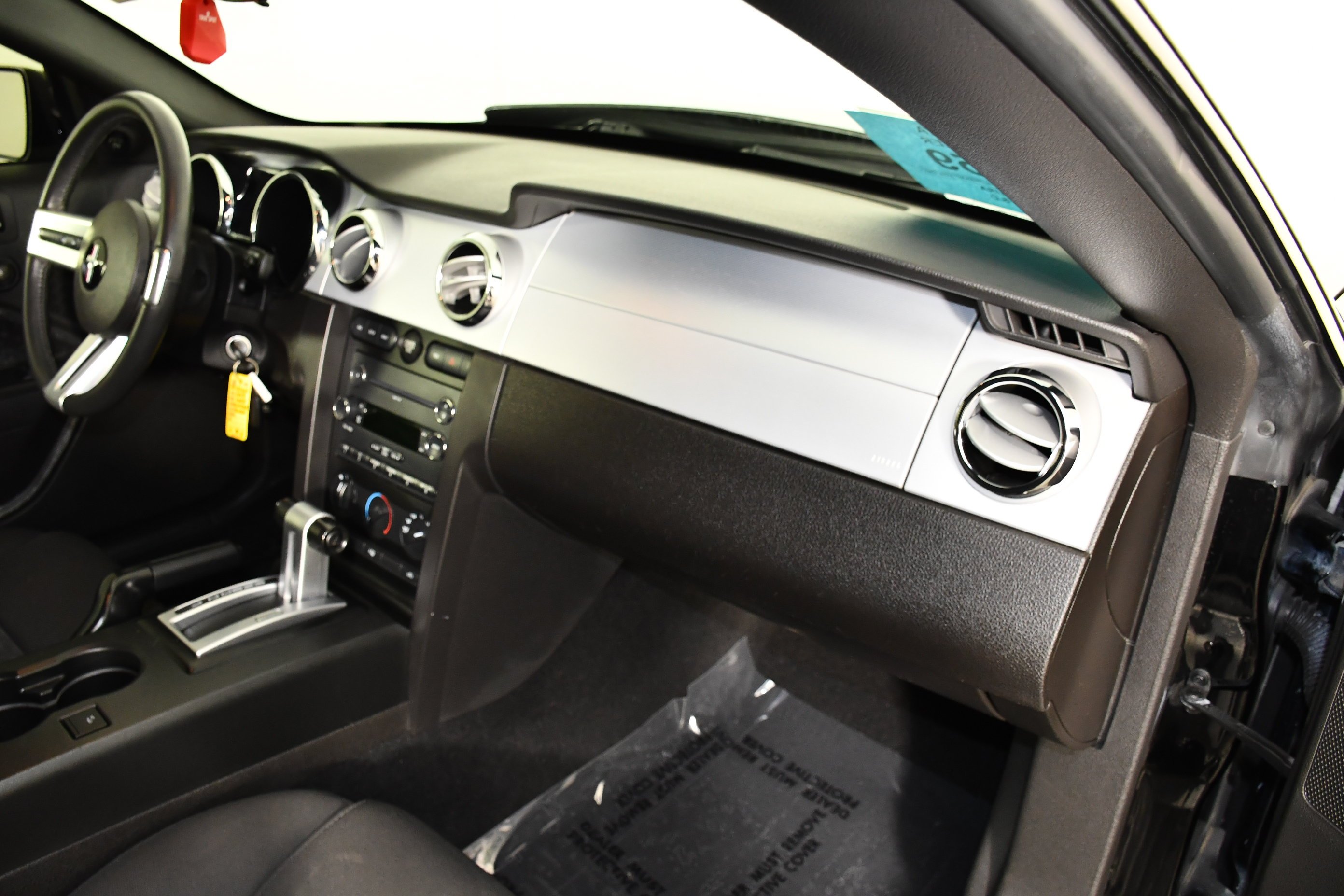 Used 2008 Black Ford GT Deluxe image 36