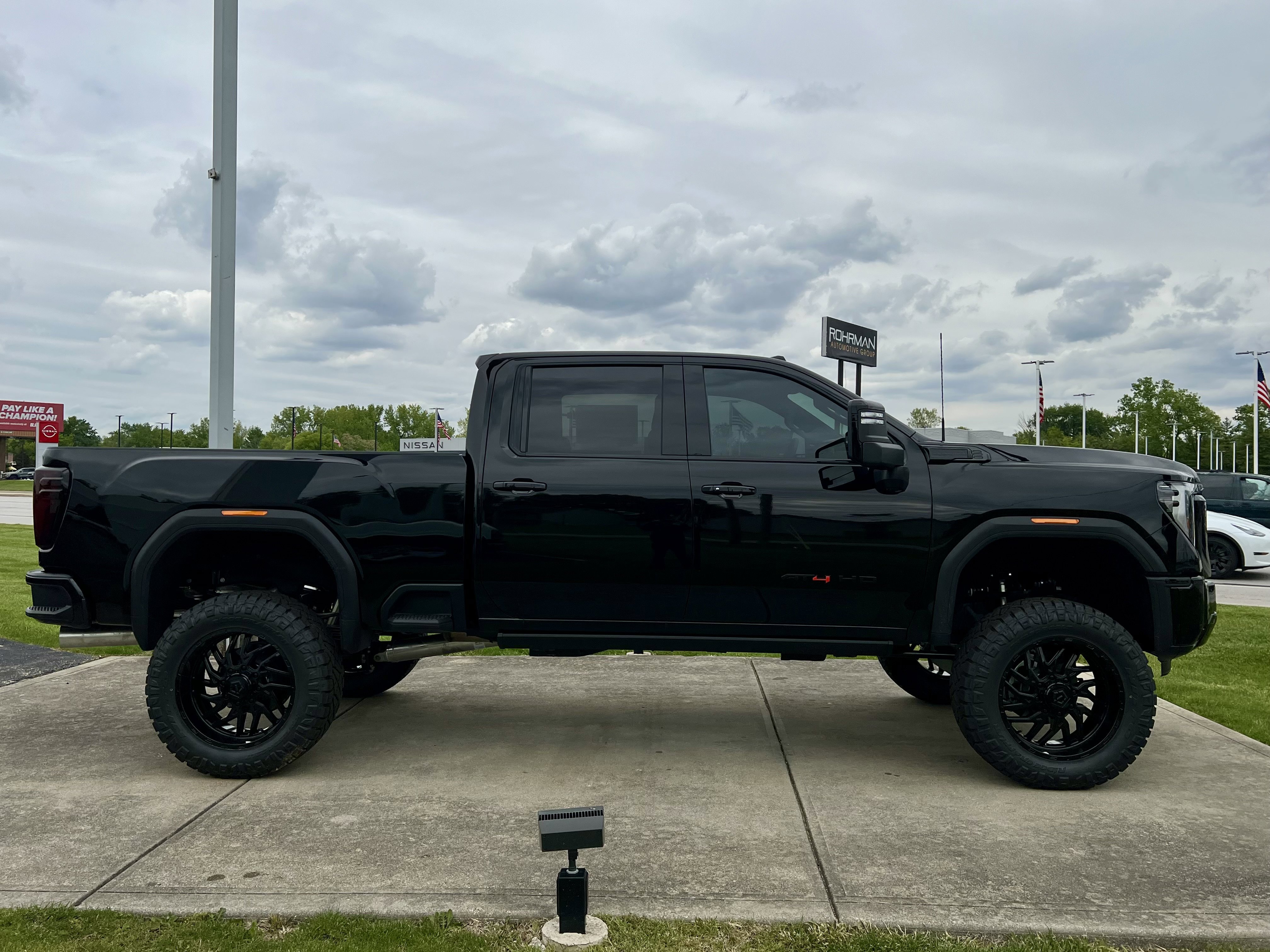 2026 GMC Sierra 2500HD AT4 - Photo 6