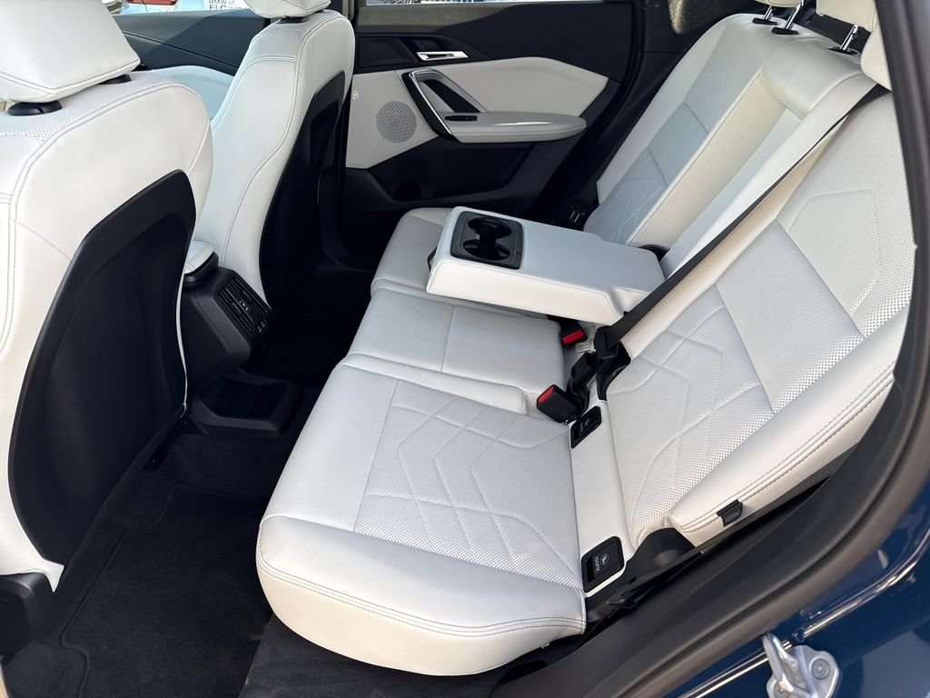 Used 2026 Night Dusk Blue Metallic BMW xDrive28i image 18