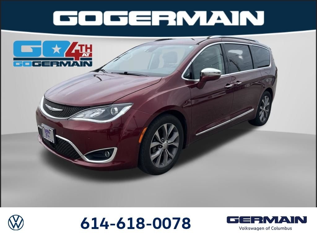 Used 2018 Velvet Chrysler Limited image 1