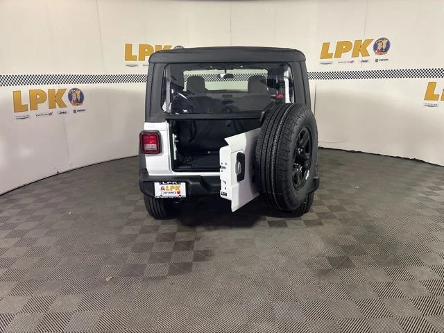 New 2026 Bright White Clear-Coat Exterior Paint Jeep Sport image 6