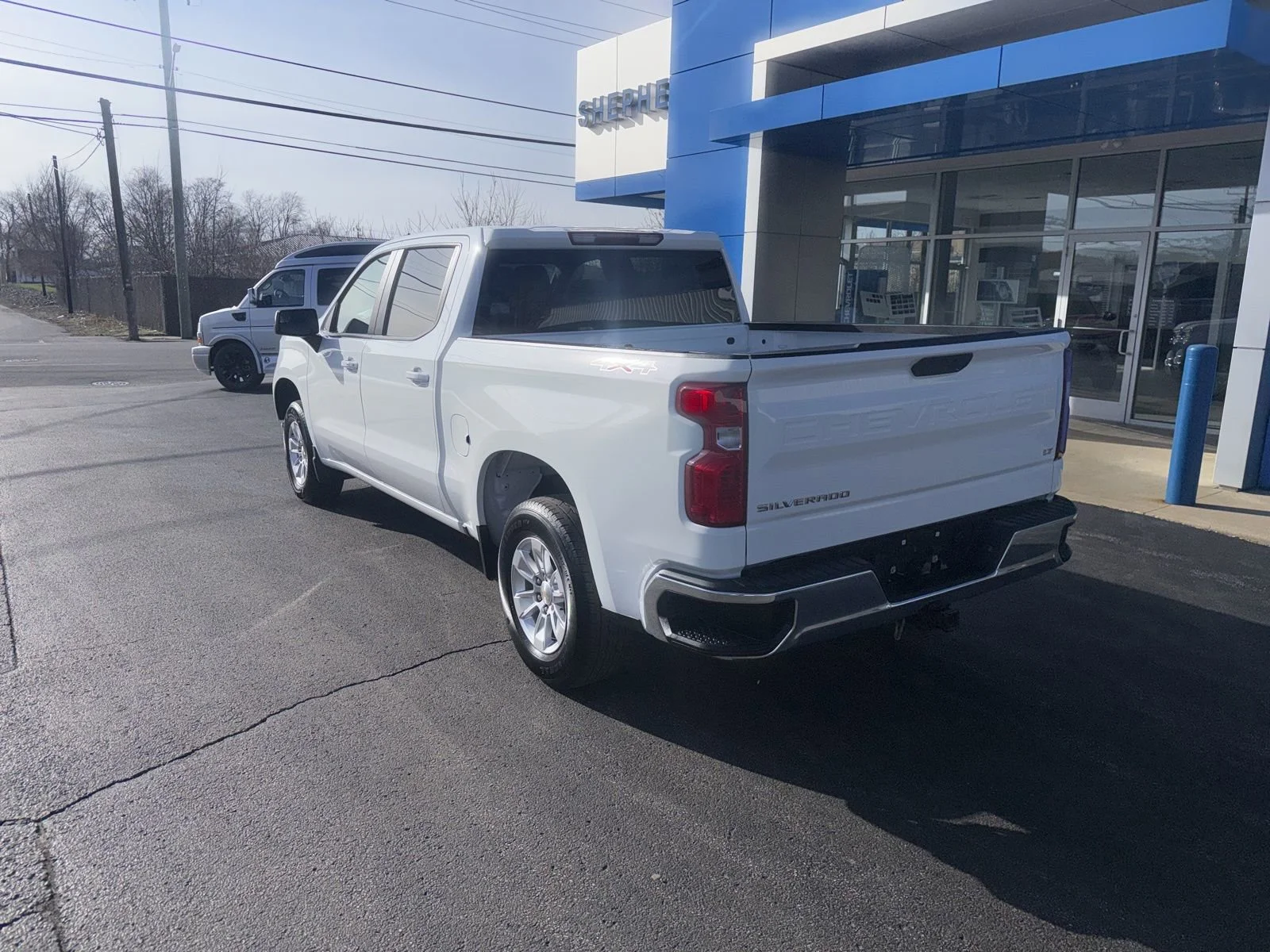 2025 Chevrolet Silverado 1500 LT - Photo 6