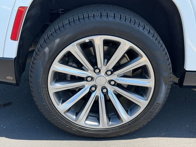 Used 2024 White Jeep  image 6